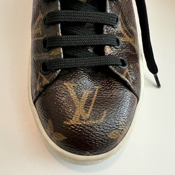 Louis Vuitton LV Monogram Frontrow Sneaker Brown - Picture 5 of 16